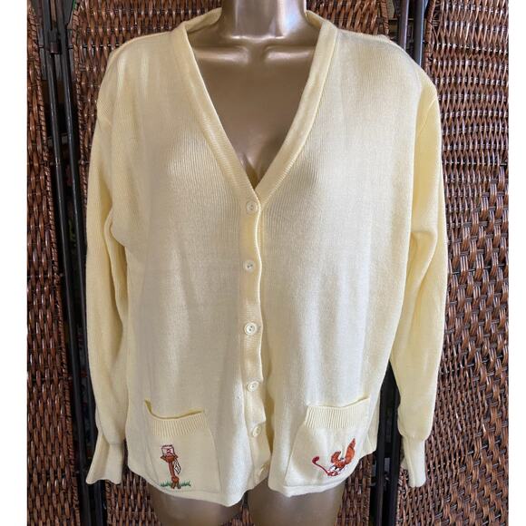 Size L-XL//Vintage 70s Pale Yellow Cardigan Sweater with Embroidered Pockets - Picture 1 of 5